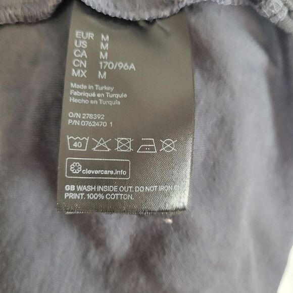 H&M FRIENDS Soda Shop Photo Gray Cotton Short Sleeve T-Shirt Size M - Picture 7 of 7